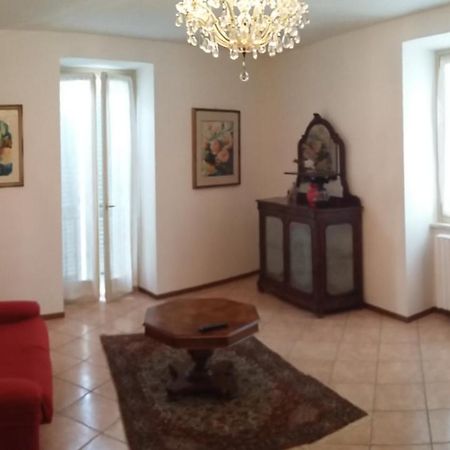 Casa Della Nonna 2 Lägenhet Gargnano Exteriör bild