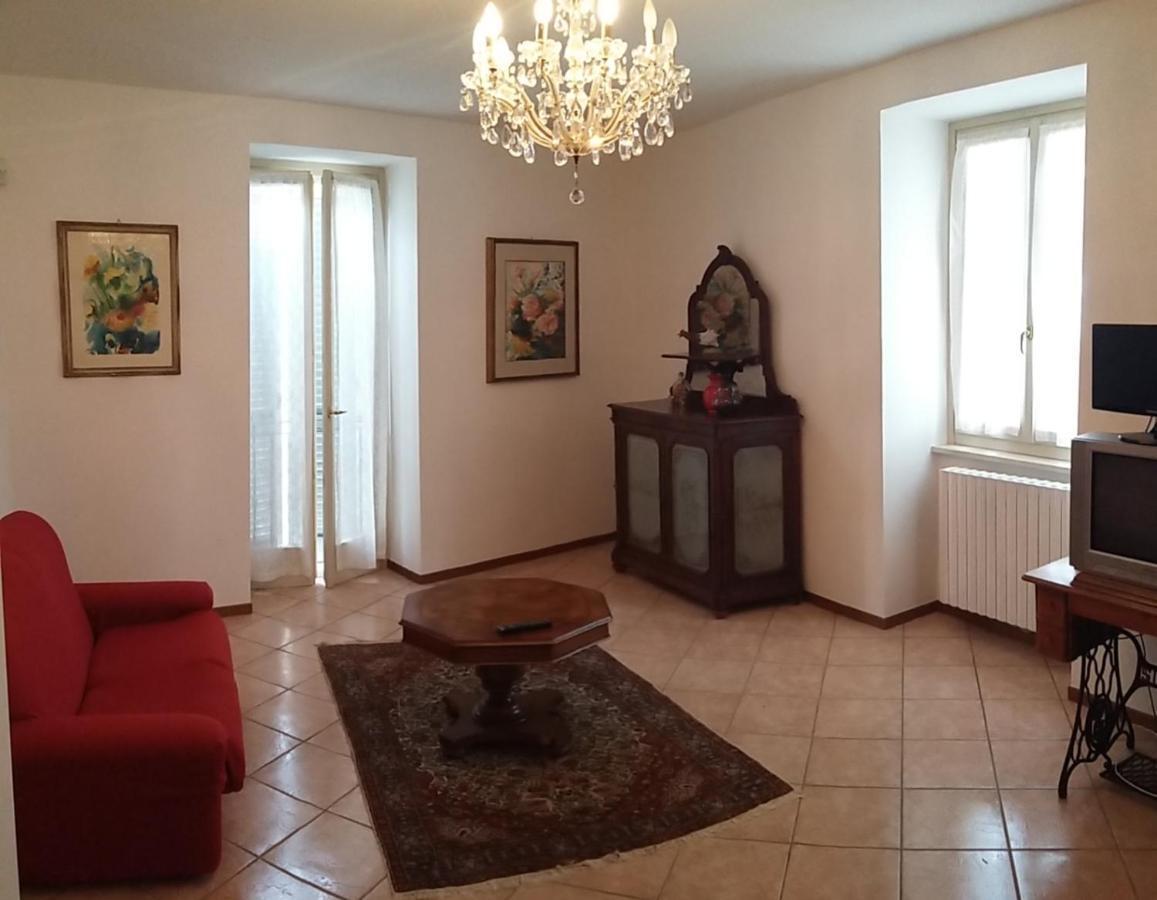 Casa Della Nonna 2 Lägenhet Gargnano Exteriör bild